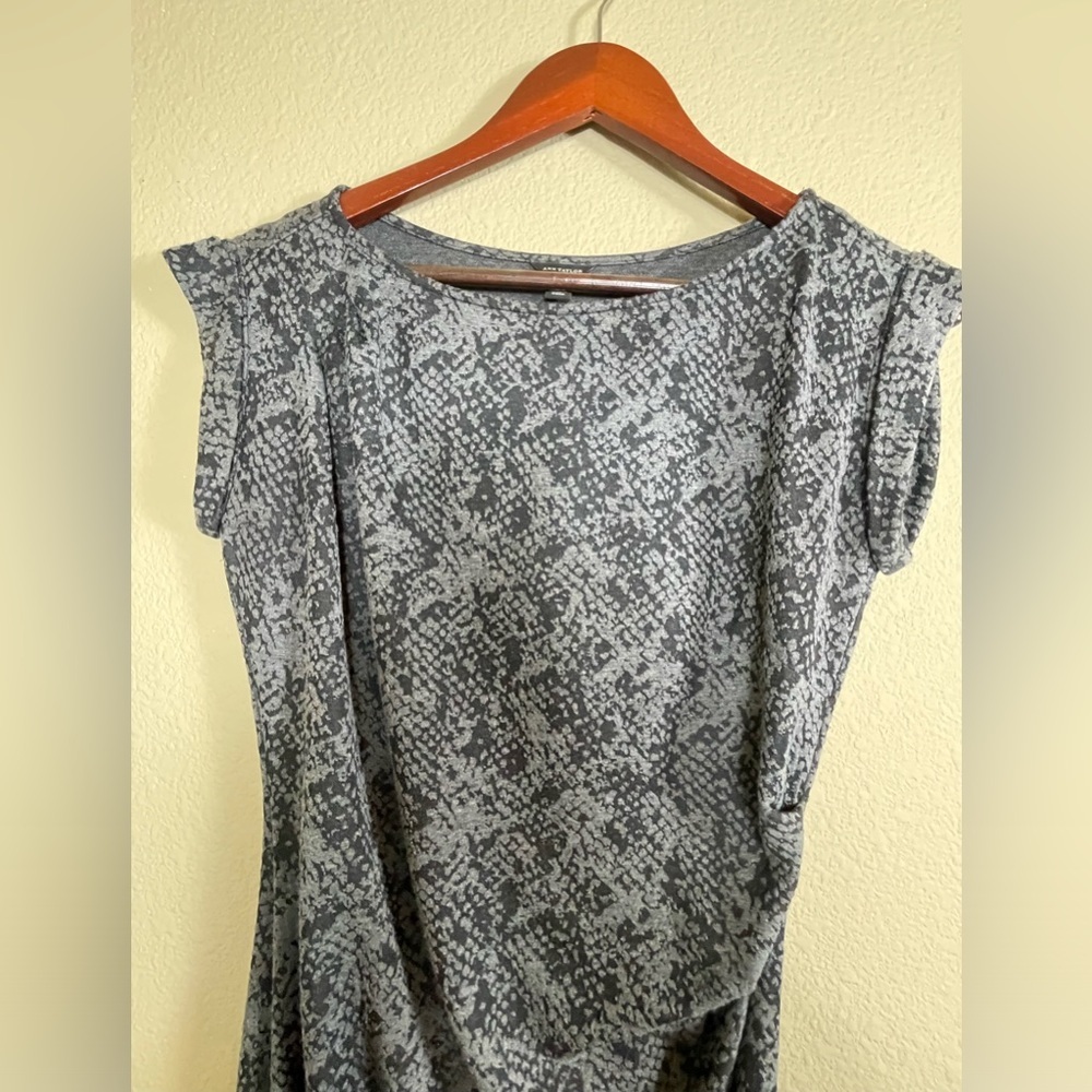 Ann Taylor Size 2 snake print body con dress - Picture 5 of 7